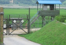 앞선투자그룹, 비무장지대(DMZ) 군사시설 보호구역 해제 및 완화 크라운해태홀딩스 상승