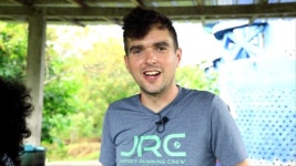 고립낙원, 자유인들의 삶 전달