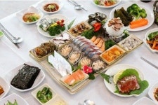 [전국맛탐방] 봄의 제주 여행, 서귀포 횟집에서 즐기는 싱싱한 자연산 계절회