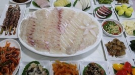 [전국맛탐방] 이번 주는 여수 맛집에서 여름철 별미 하모 샤브샤브 어때?