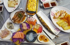 [전국맛탐방] 당일 공수한 최고급 대게찜, 저렴하게 맛보려면 원주 맛집으로!