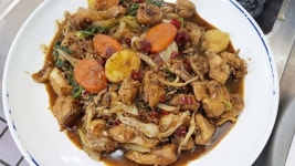 [맛가이버] 안동 사람 단골 많은 안동찜닭 골목 맛집, 여행객 입맛도 사로잡아