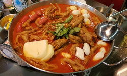 [미식산책] 더위에는 이열치열 용산구맛집 매운닭발 삼촌네포차