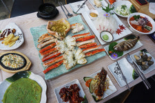 [맛가이버] 춘천맛집 게먹고회먹고, 춘천 가볼 만한곳인 이유