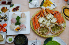[미식산책] 춘천 가볼 만한 곳, 대게 맛집으로 소문난 게먹고회먹고 추천