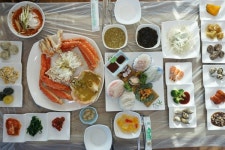 [미식산책] 고성·속초 방문 시 대게 맛집 동명항 비치대게직판장 추천, 연예인이 다녀간 그곳