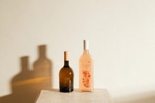 모엣 헤네시, 해양 플라스틱 업사이클 병을 사용한 프로방스 로제 와인 출시