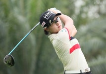 [KLPGA] 효성 챔피언십, 첫날 루키 박현경 5언더파...데뷔전 공동 선두 출발