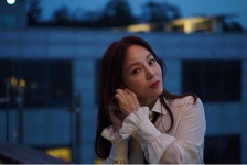 벌써 데뷔 20주년?…왁스 나이는