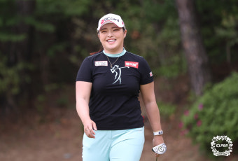 KLPGA 넥센·세인트나인 첫날 단독 선두로 나선 장하나, 