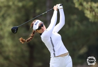 [포토-KLPGA 롯데렌터카] 김지현ㆍ윤이나ㆍ김해림ㆍ안지현ㆍ이예원ㆍ손예빈의 2번홀 드라이브샷