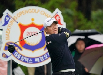 [포토-GS칼텍스 매경오픈] 박은신ㆍ정찬민ㆍ함정우ㆍ문도엽ㆍ박상현ㆍ강경남ㆍ김한별의 1번홀 티샷