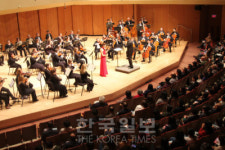 “시카고에 울려 퍼진 화합의 하모니”