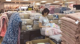 기온 뚝“난방용품 그리워”