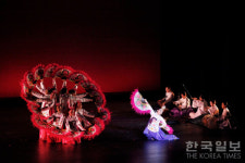 “한국문화의 진수를 보여줬다”