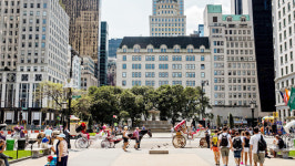 맨하탄의 상징… 낭만·박진감이 공존