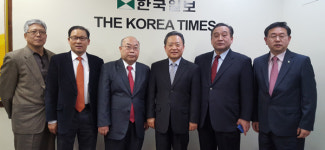 “믿음으로 새해 첫발 내딛고 어려운 이웃 위로”