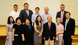 “커뮤니티센터 완공 힘 모아주세요”