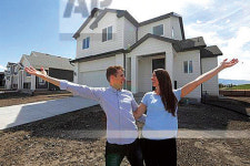 중개인 선정·매물 찾기·오퍼·대출 수개월