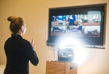 화상회의·온라인 수업에 인기‘줌’…사이버테러 막으려면 이렇게