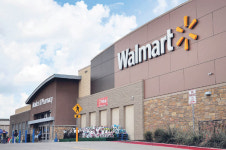 고령자 차량 픽업서비스 월마트, 식료품 집앞 배달도