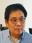 “소셜미디어 통한 작품 발표 기회, 독자들 찾아 적극 소통 나설 것”