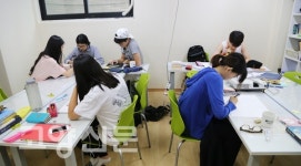 꿈 찾아 모인 열일곱 살… 우리에게도 안식년이 필요해