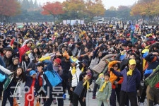 호수공원에서 북한산까지 30㎞ 걸었어요