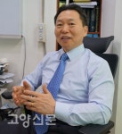 어르신에게 동네의원을 보건소처럼… 가성비 높은 의료서비스