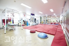 바른자세관리한바운 | 걷기조차 힘든 허리·무릎 통증, '키바운더'로 바른 자세를