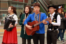 알프스로부터 깜짝 노래 선물 도착!