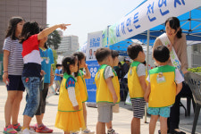 치카치카~ 구강보건의 날 행사 열려