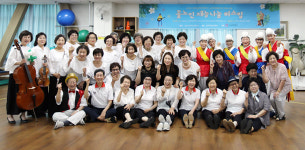 고양실버인력뱅크 꽃노인 재능 나눔 버스킹