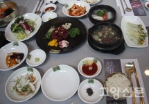 당일 공급 최상급 한우 입에서 살살 녹아요