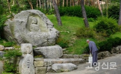 고즈넉한 사찰에 마음 담그고, 시원한 계곡에 발 담그고