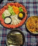        한우육회낙지탕탕이, 소갈비살이 입맛 살리네
