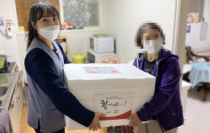 덕양행신종합사회복지관, 소외계층에 생활안전키트 전달해