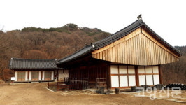 북한산성 한가운데에서 다시 일어서는 천년의 꿈