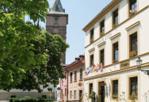 특화 도시펜션으로 체류형 관광을 늘리자