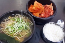 제대로 끓인 국밥 한그릇 전계능소고기따로국밥