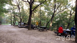 하나밖에 없는 우뚝한 산… 다 같이 돌자 고봉산 한 바퀴