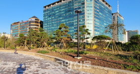 [포토] 일산에 폭 50미터 대형 육교 완성, 호수공원 낙조 감상 딱이네