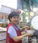 따뜻한 인정도, 절박한 현실도… 일산시장에서 만났습니다