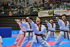 국기 태권도로 예의범절 배워요