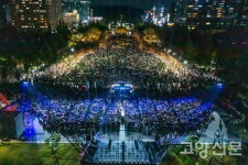 호수와 광장 가득 메운 시민들  고양호수예술축제 최고!