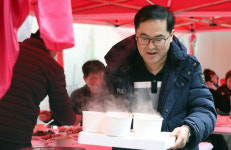 일산전통시장 척사대회 윷놀이로 화합하고 소통