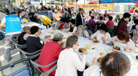 짜장면 먹고 공연 보고, 어르신이 행복한 대화동