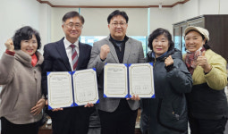 덕이동 홀몸어르신 가구에  영양음료 배달, 안부 확인