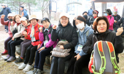 고양축산농협 산악회,  북한산 오봉에서 발대식