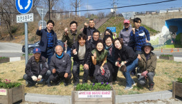 흥도동 주민자치회, 초화 식재